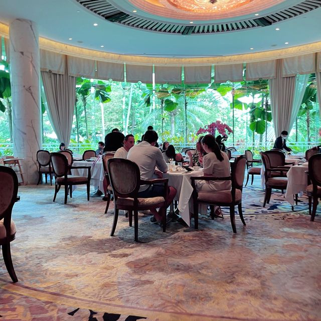 Summit Room at Shangri-La Orchard