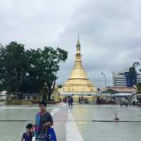 เจดีย์โบตาทาวน์/ เทพทันใจ