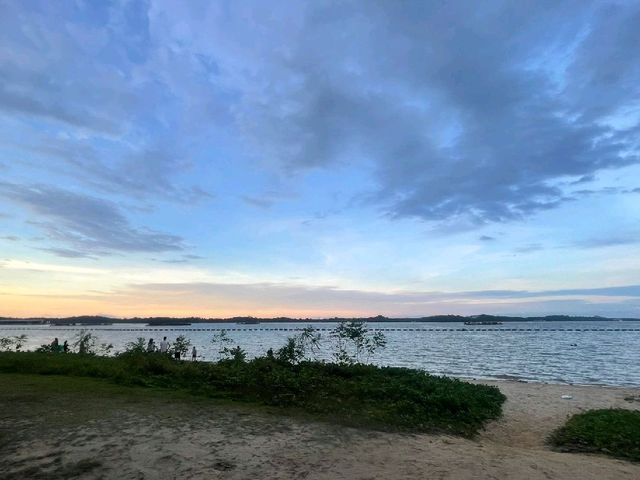 Pasir Ris Beach
