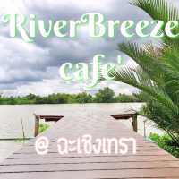 "บรรยากาศสุดชิล กับ cafe' ริมแม่กลอง"