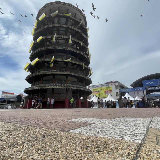 Menara Condong Teluk Intan 