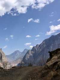 Amazing Lijiang - Taizi Guan 
