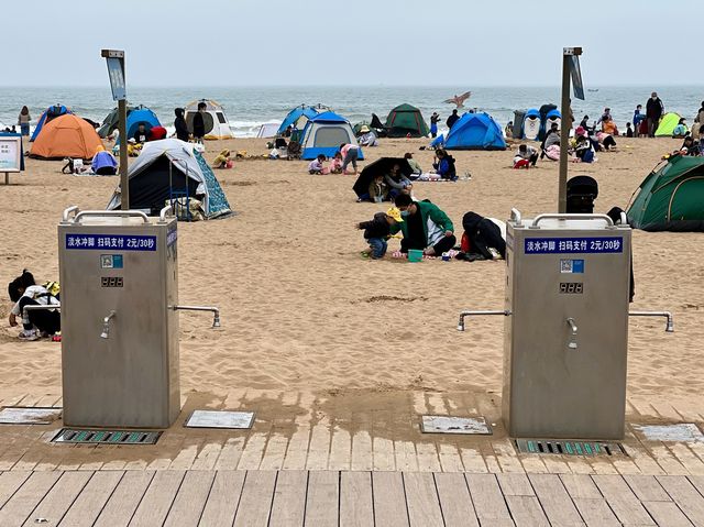 칭다오 시민들의 주말쉼터, 석노인 해수욕장(石老人海水浴场)