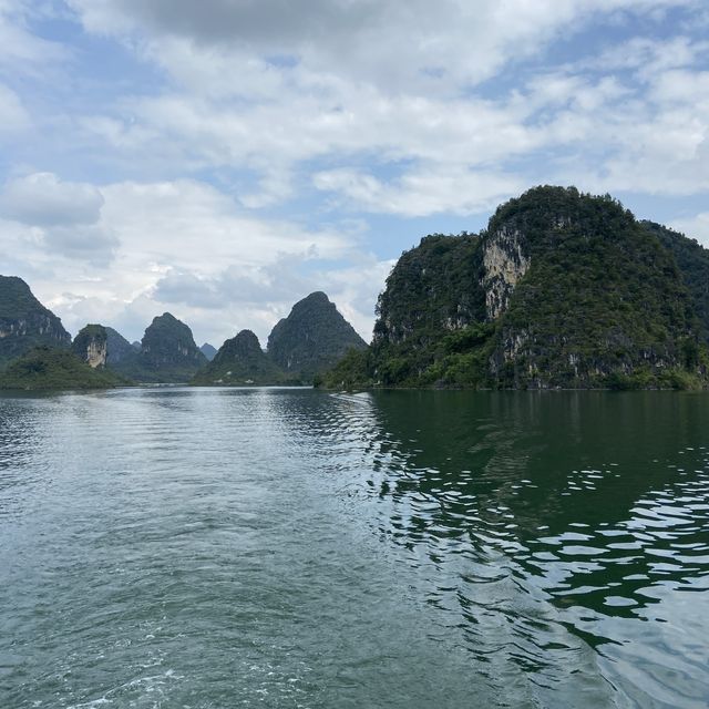 Halong bay in China 🙀