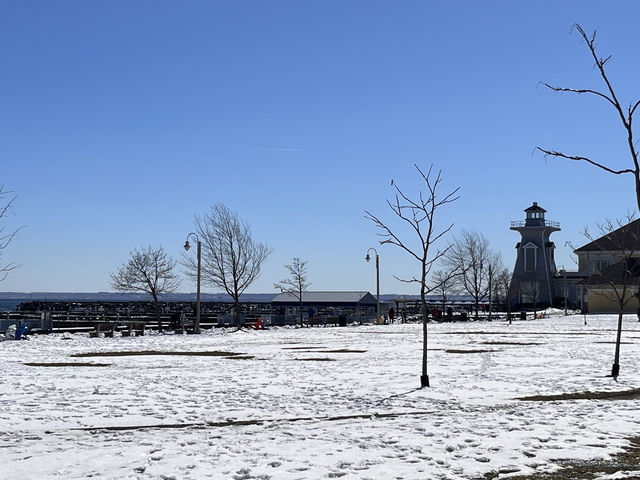 Bronte Heritage Waterfront Park in winter.