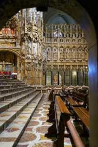 Spanish | Toledo Cathedral: The Light of God Shines on Earth (Part 1)