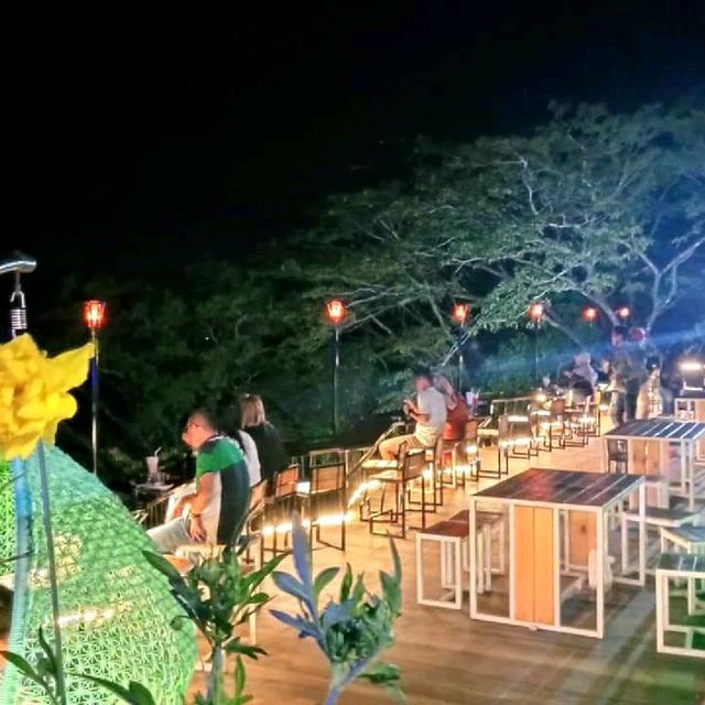 Jungle cafe Trawas