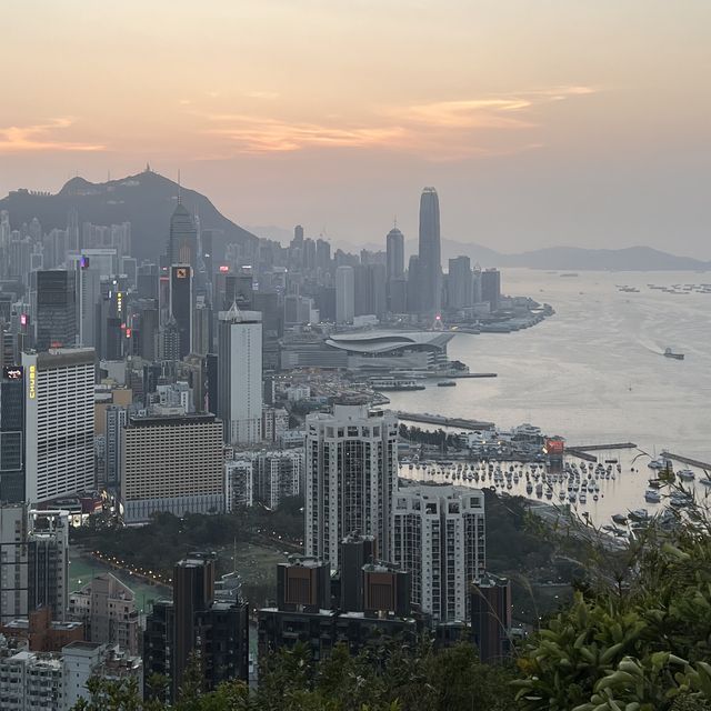 新手必行 港島寶馬山 紅香爐峰 