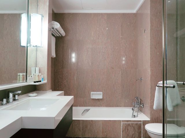 Orchard Hotel staycation