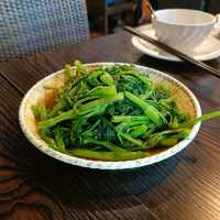 大尾篤一試泰菜