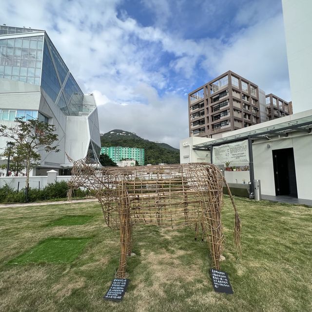薄鳧林牧場