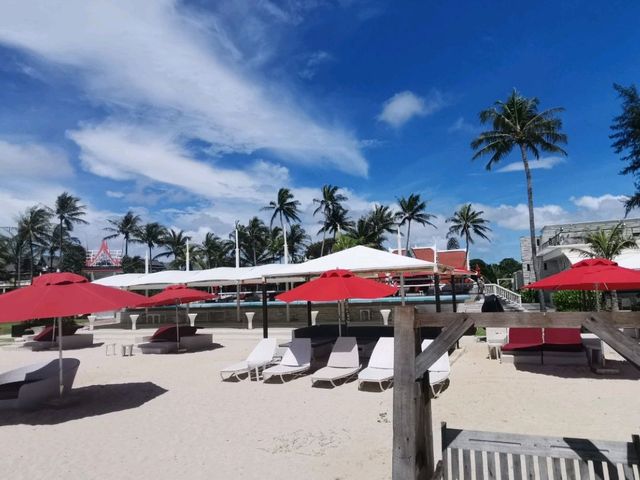 Pool access ที่อังสนา ลากูนา ภูเก็ต