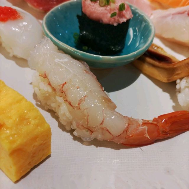 兵庫県！三宮1000円で食べるぶっちぎり寿司
