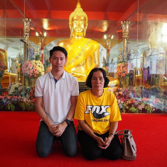 วัดท่าซุง ชมวิหารแก้ว ตื่นตาปราสาททองคำ