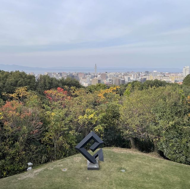 大分市美術館
