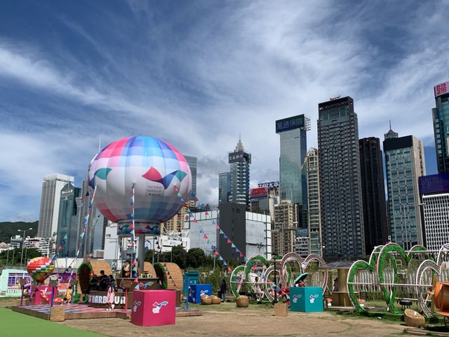 本地遊 | 中環至灣仔海濱漫步 | 藍天白雲下的維港美景