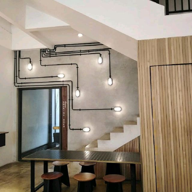 CREMATOLOGY COFFE AND ROASTER