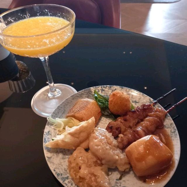 Evening Canapes and Cocktail