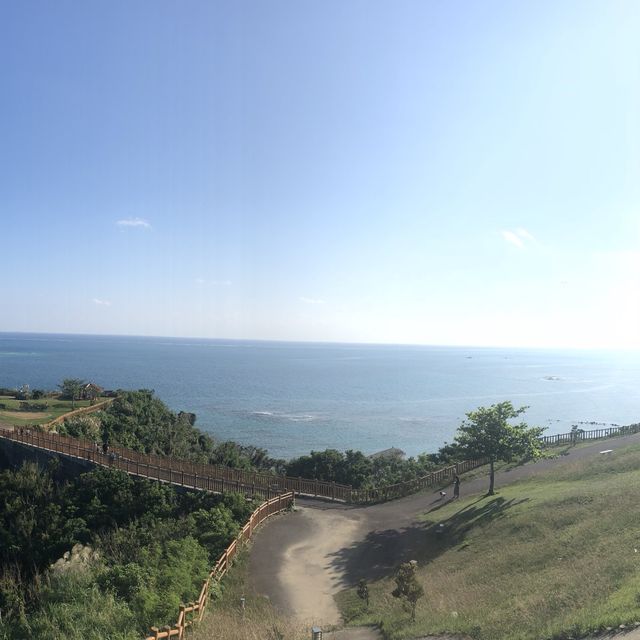 오키나와 패러글라이딩의 명소 🪂
