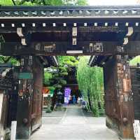 【京都】京都のど真ん中に位置する六角さん