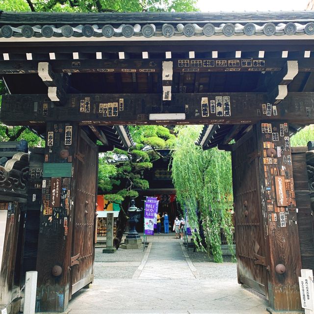 【京都】京都のど真ん中に位置する六角さん
