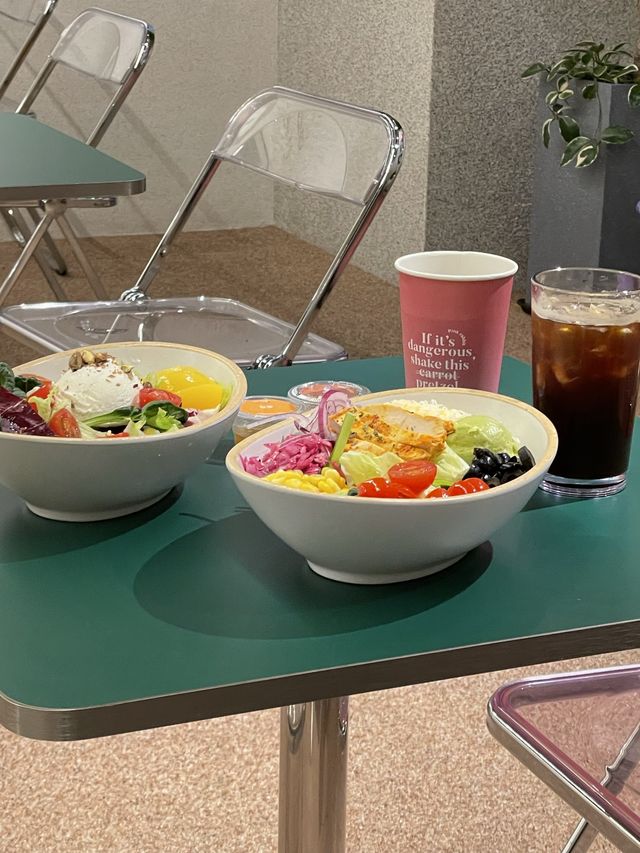 < 안국역 맛집 > 해외 감성 느낌이 물씬나는 프레첼 & 샐러드 맛집, 핑크래빗가든 🥗