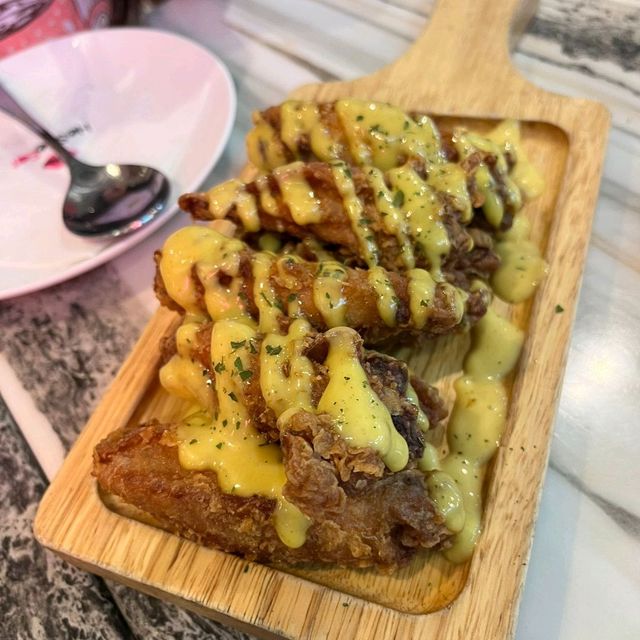 銅鑼灣人氣餐廳HeSheEat