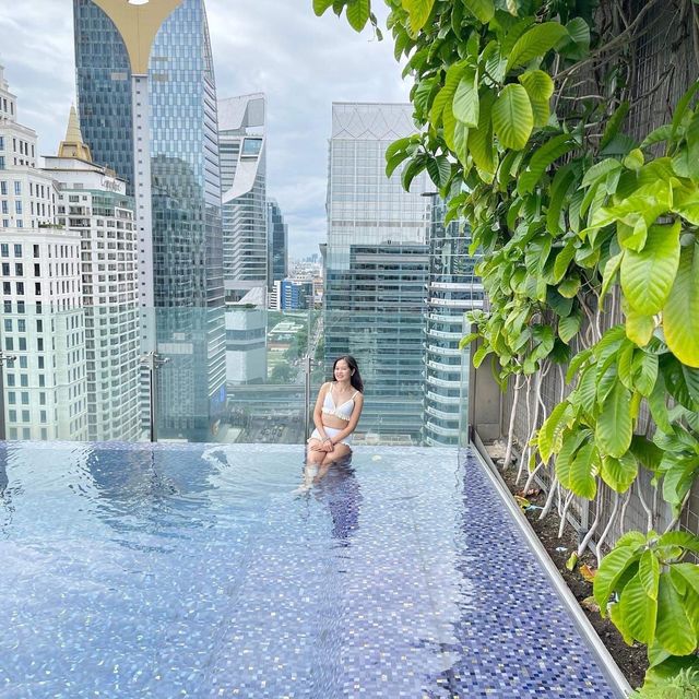โรงแรมสุดชิค วิวดีกลางเมือง Hotel Indigo Bangkok