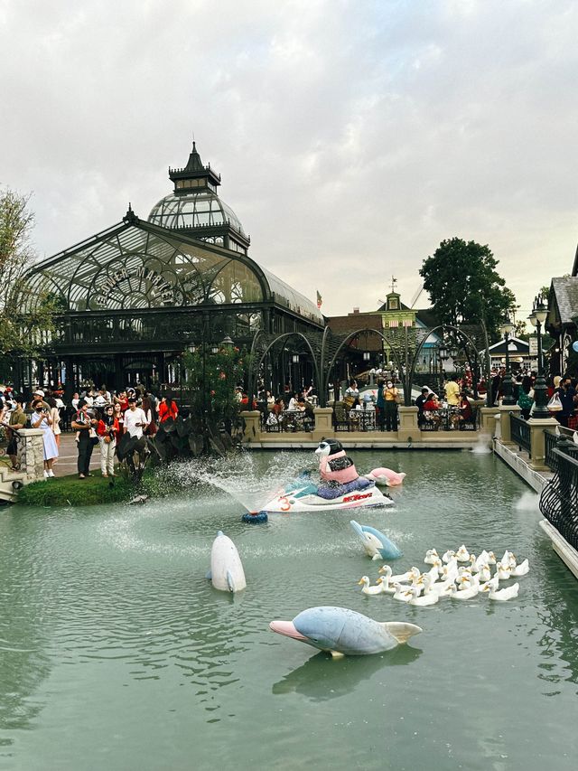 พาเที่ยว Chocolate Ville พร้อมกับตีมวันคริสต์มาส 🏰
