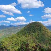 Hiking in Binlang Valley Scenic area