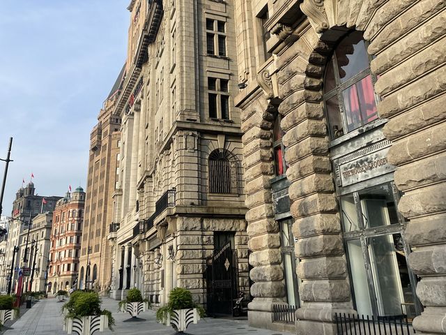 Amazing Architecture on The Bund📸