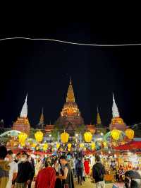 This place really comes Alive at Night