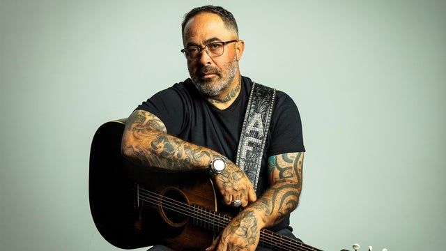 Aaron Lewis Acoustic 2023 (Reading) | The Santander Performing Arts Center