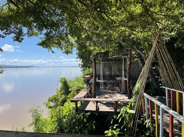 ด้วยรักจำปาสัก ດ້ວຍຮັກຈຳປາສັກ Champasack With Love