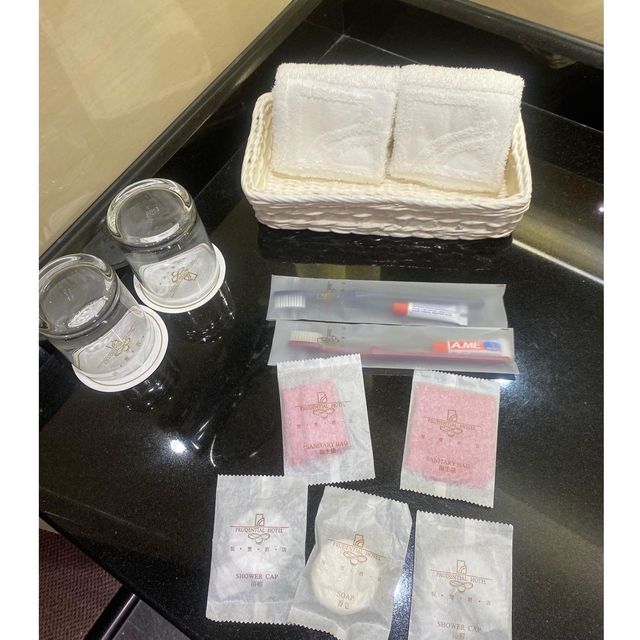 鄰近地鐵站 樓下食肆林立佐敦酒店