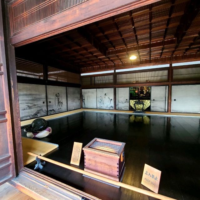 教科書で見たことある絵が飾ってある【建仁寺】✨