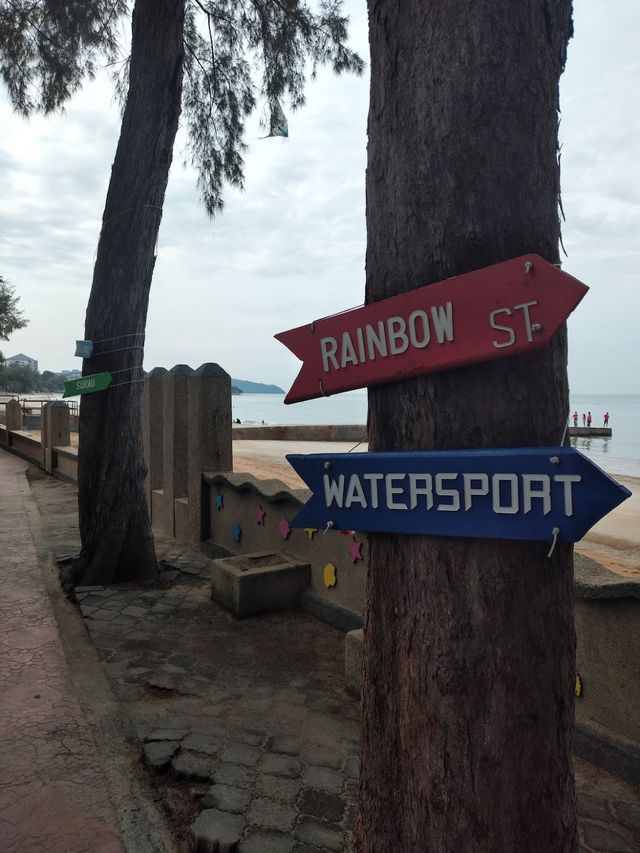 Pantai Teluk Kemang