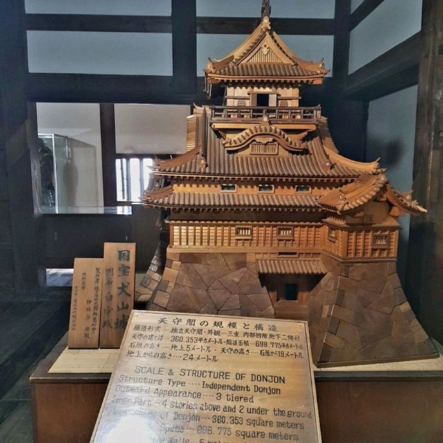 Inuyama Castle
ปราสาทในอินุยะมะ Inuyama Castle
ปราสาทในอินุยะมะ