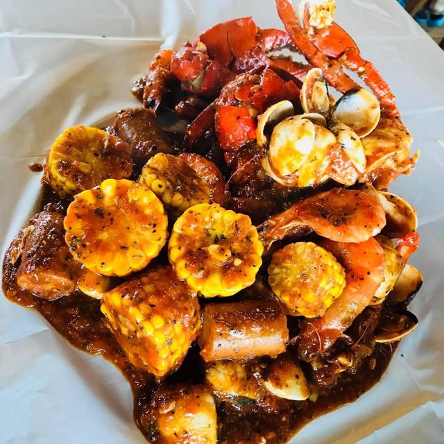 Dancing Crab🦀🦀🦀…in Town