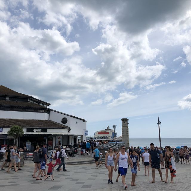 본머스 해변가를 한 눈에 담을 수 있는 해변 대관람차🎡