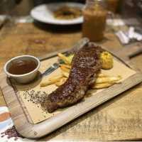 榖飼安格斯牛排🥩餐 價錢公道合理 😍