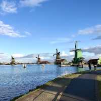 有著💡荷蘭風車博物館🖼之稱～荷蘭🇳🇱『桑斯安斯』風車村～很像一幅畫🏞
