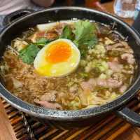 油麻地｜生酮低碳木系中日fusion嘅十三姨🪵🥢🍲