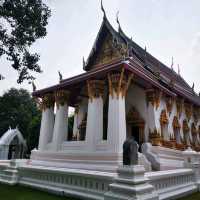 เพชรเม็ดงาม ณ วัดสุวรรณดารารามราชวรวิหาร