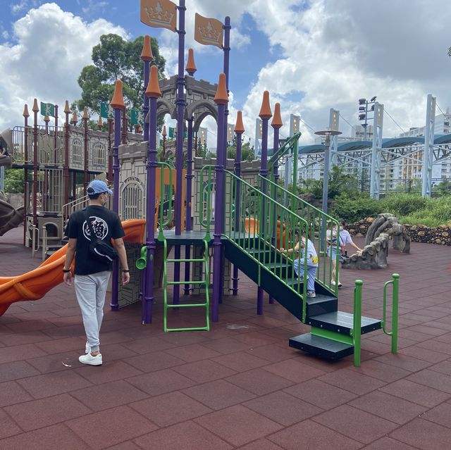 【親子放電好去處】恐龍公園｜坪石遊樂場