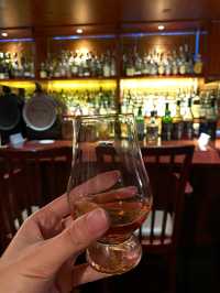 🦁 假裝飛了日本 ｜隱世樓上Whisky Bar