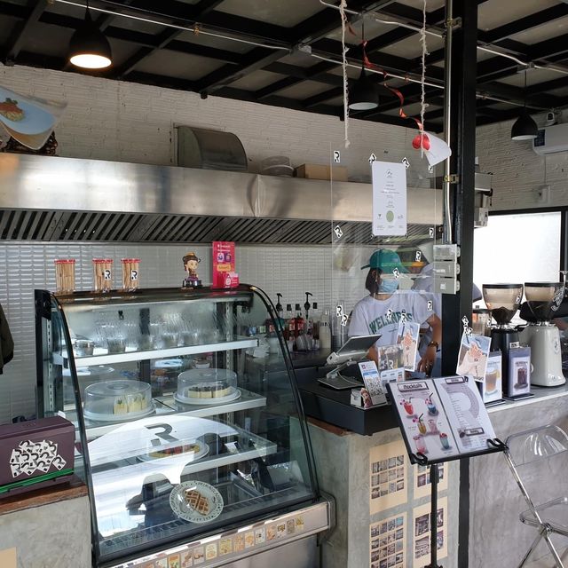 ระพีคาเฟ่ & บิสโตร