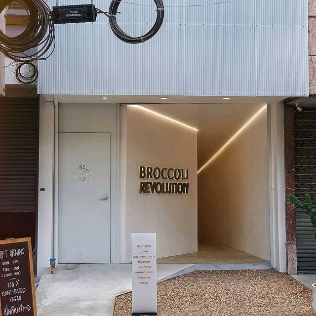Brocoli Revolution Cafe & Restaurant