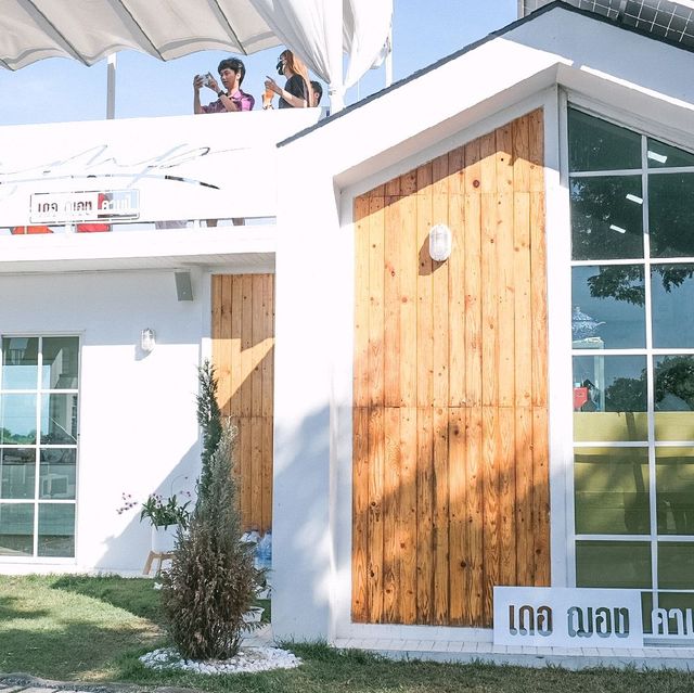 🌈🌈เดอ ฌอง คาเฟ่ (De Champ Cafe)🌈🌈