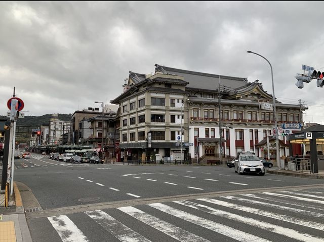 京都　KYOTO SAKURAめぐり！四条通りから南座まで散策してみた！